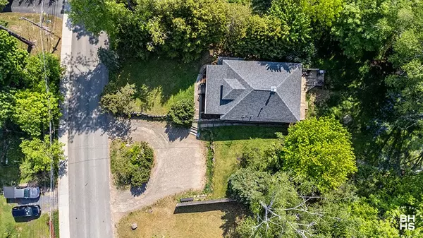 Saranac Lake, NY 12983,289 Lake ST