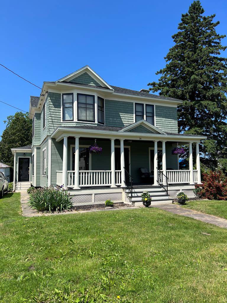 14 Lake ST, Chateaugay, NY 12920