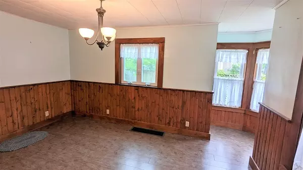 Willsboro, NY 12996,1220 Middle RD