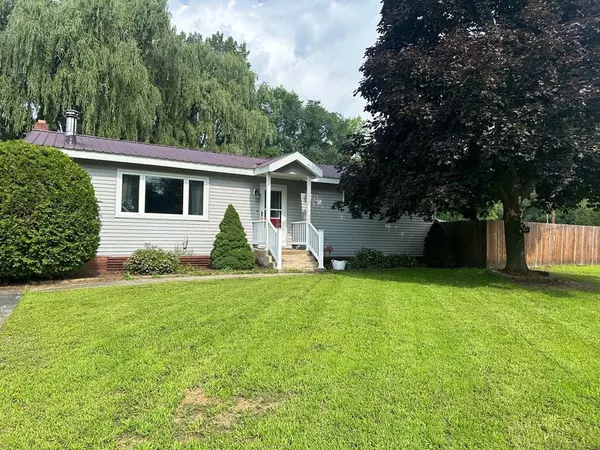 19 Westland AVE, Morrisonville, NY 12962