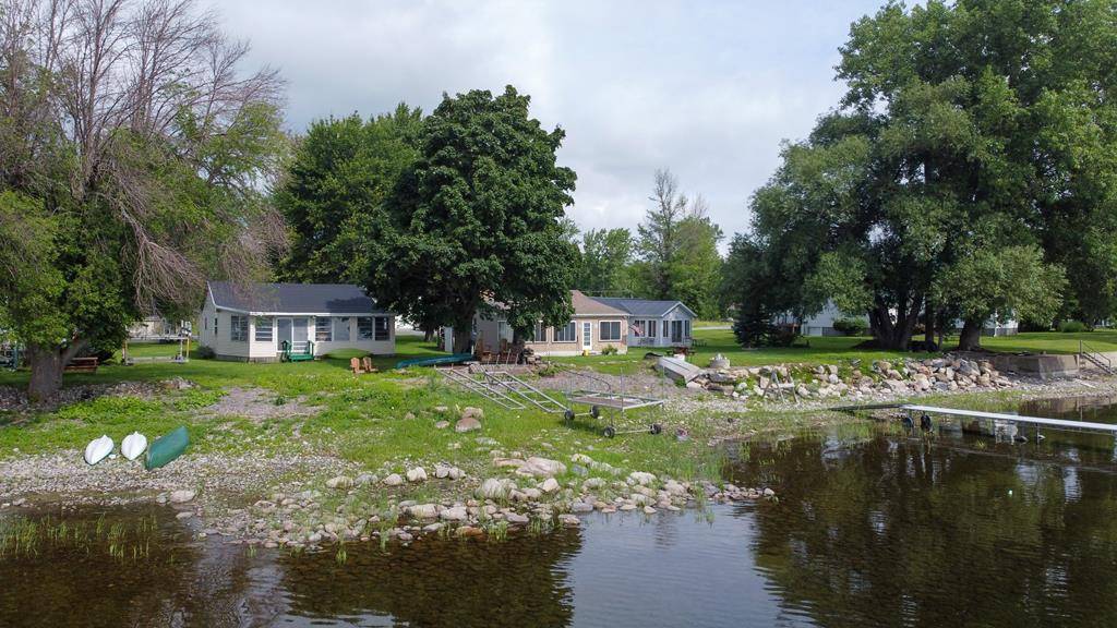 Champlain, NY 12919,430 Point Au Fer RD