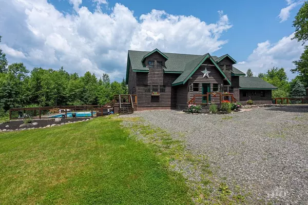 Lake Placid, NY 12946,37 Oak WAY