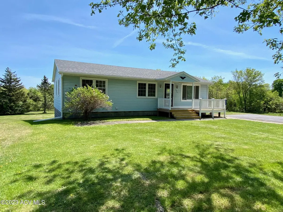 West Chazy, NY 12992,290 O'Neil RD
