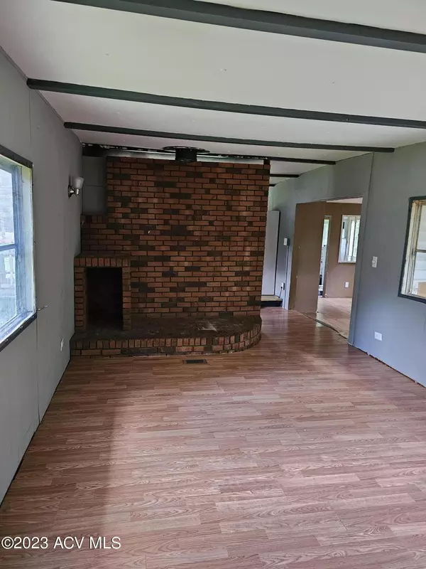 Schuyler Falls, NY 12985,40 Stacey WAY