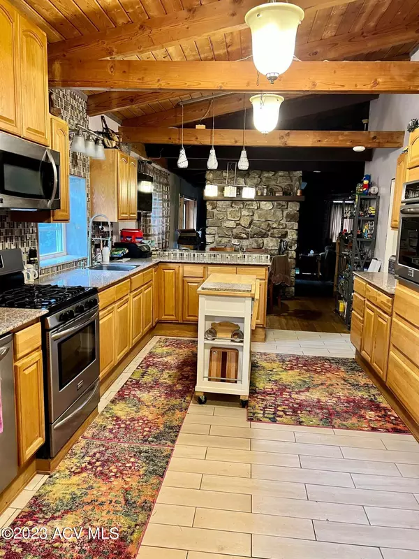 Chazy, NY 12921,686 Fiske RD