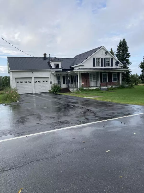 762 Frontier RD, Churubusco, NY 12923