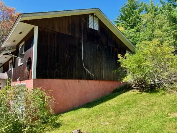 Keeseville, NY 12944,536 Shunpike RD