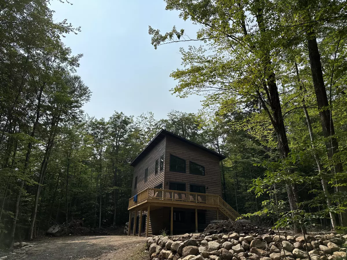 Lake Placid, NY 12946,48 Amanda DR