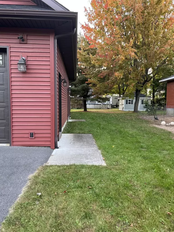 Morrisonville, NY 12962,9 Westland Avenue