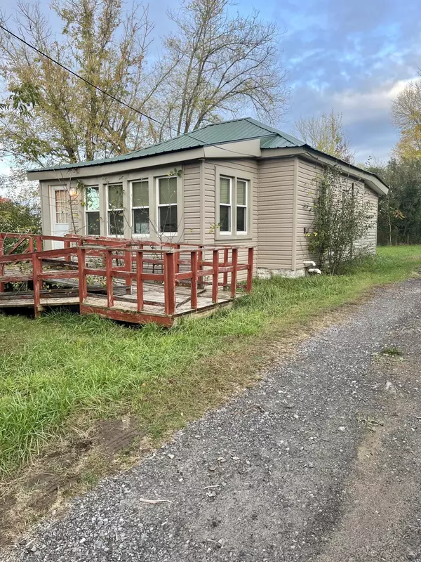 5 Wheeler Dr., Norfolk, NY 13667