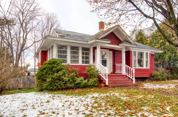 261 Ampersand AVE, Saranac Lake, NY 12983