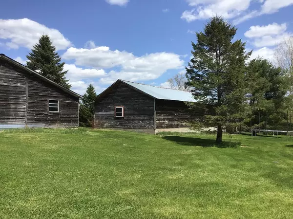 Morrisonville, NY 12962,265 General Leroy Manor RD