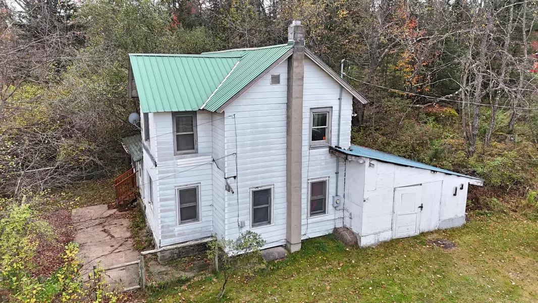 91 Station ST, Lake Placid, NY 12946