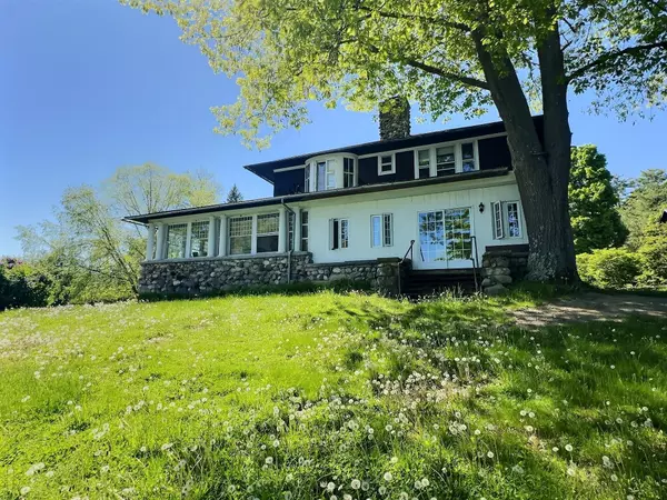 Westport, NY 12993,96 Furnace Point RD