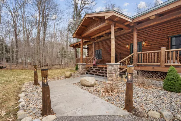 Old Forge, NY 13420,5094 State Route 28