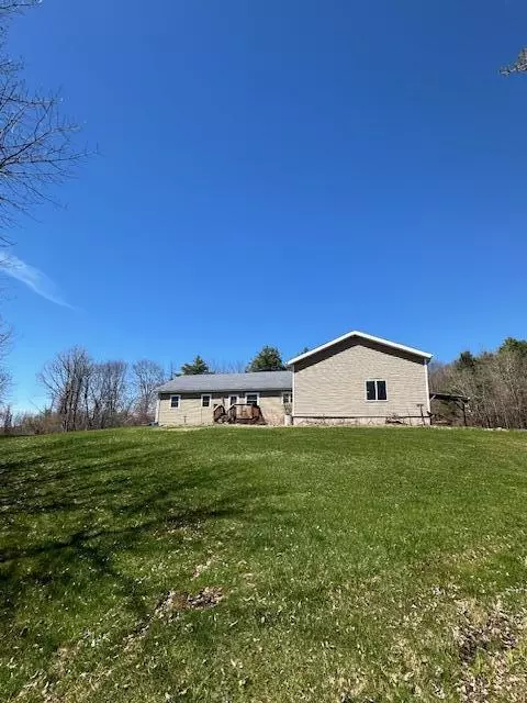 326 Port Douglas Road, Keeseville, NY 12944