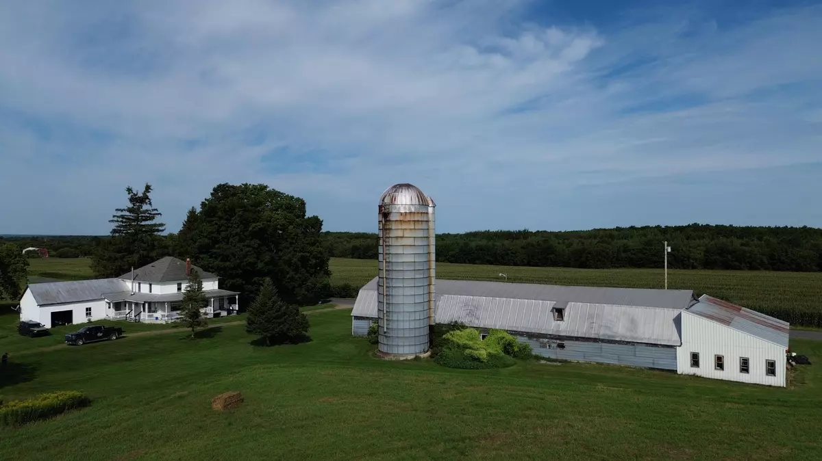 Chateaugay, NY 12920,890 Farker Road RD