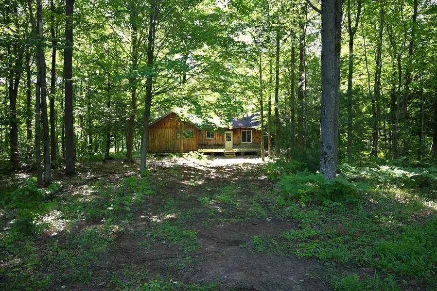 422 Stebbins RD, Constable, NY 12926
