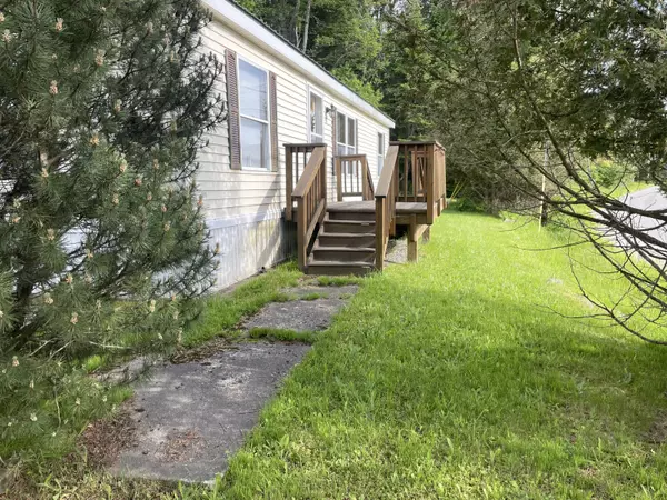 Bloomingdale, NY 12913,3 River Rd