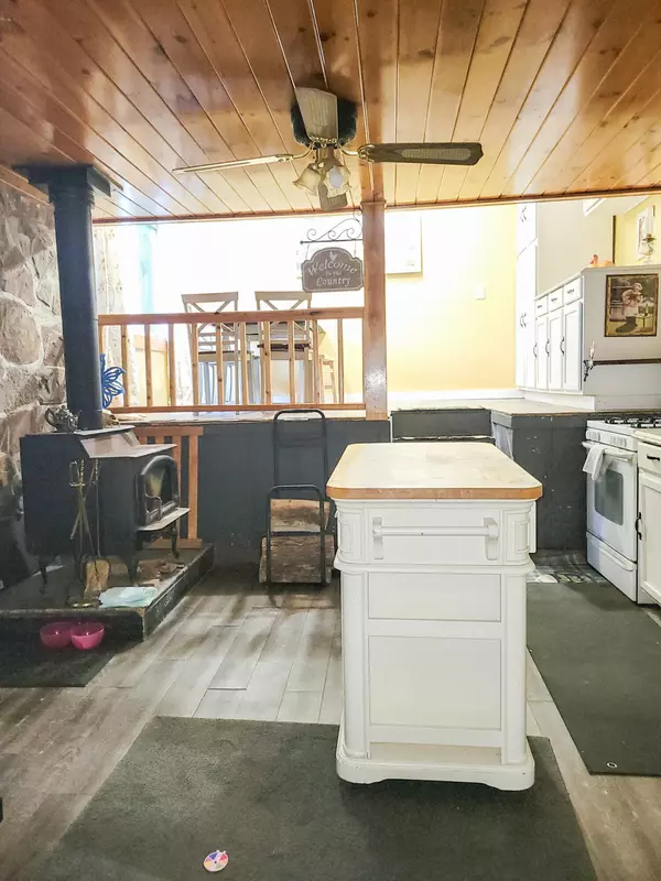 Dickinson Center, NY 12930,754 Palmer RD