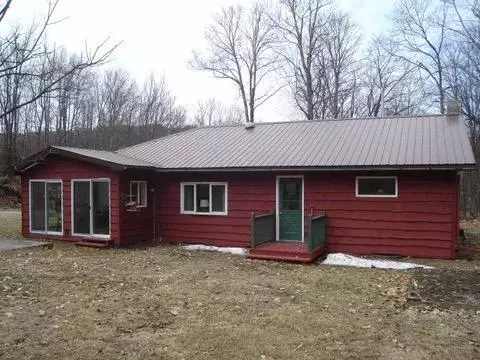 Malone, NY 12953,21 Bull Run Road RD