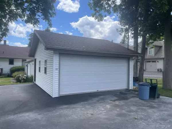 Plattsburgh, NY 12901,16 Layman LN