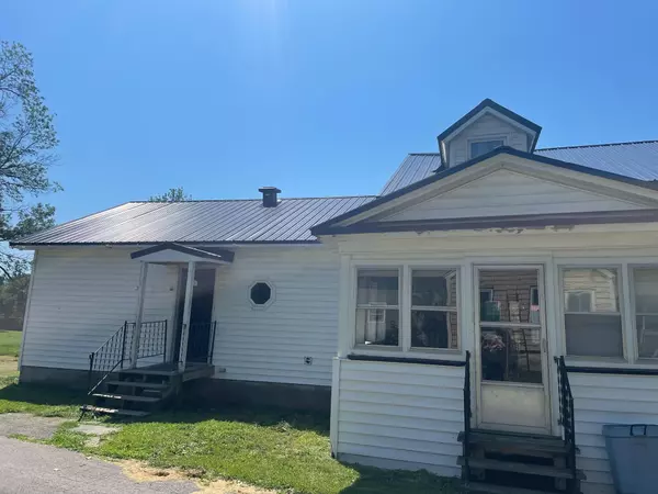 Fort Covington Hamlet, NY 12937,4 Covington Street