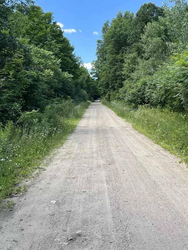 Mooers Forks, NY 12959,328 Scriver RD