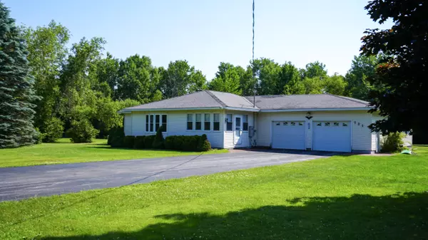 721 Hardscrabble Road, Cadyville, NY 12918