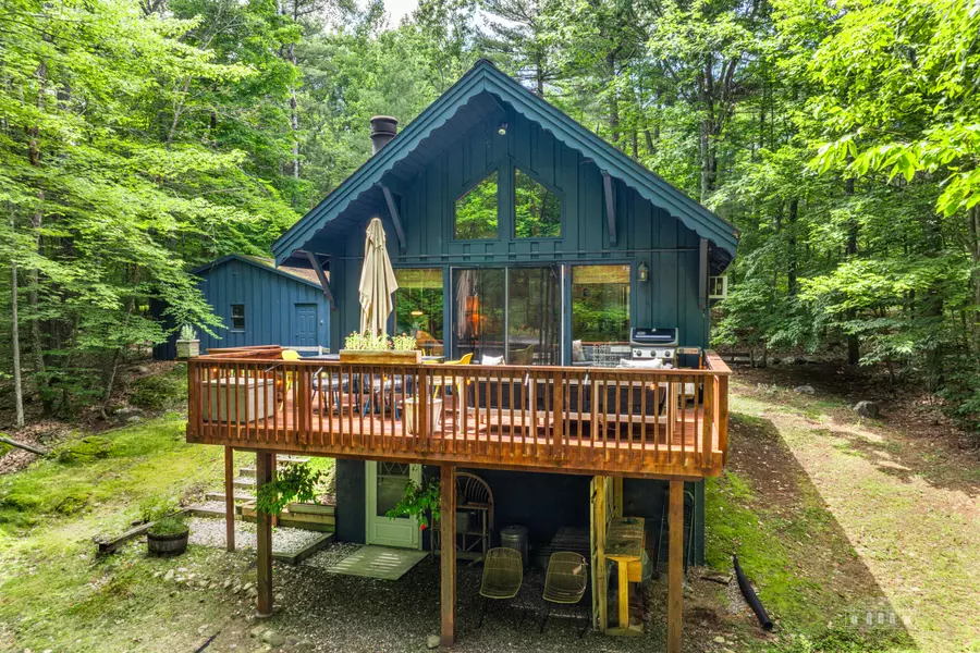28 Butternut LN, Jay, NY 12941