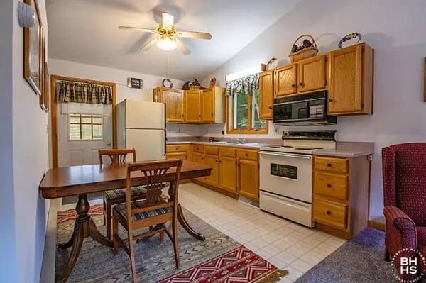 Elizabethtown, NY 12932,542 County Route 8