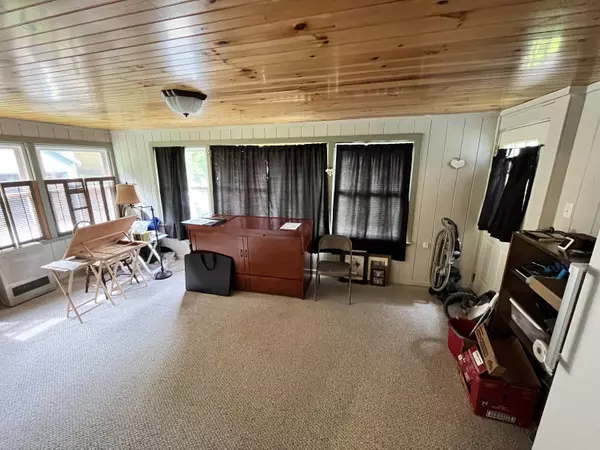 Star Lake, NY 13690,54 Youngs RD