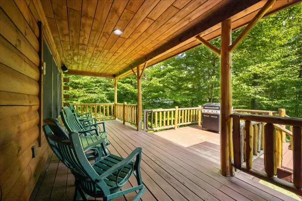 Old Forge, NY 13420,111 Onondaga RD E