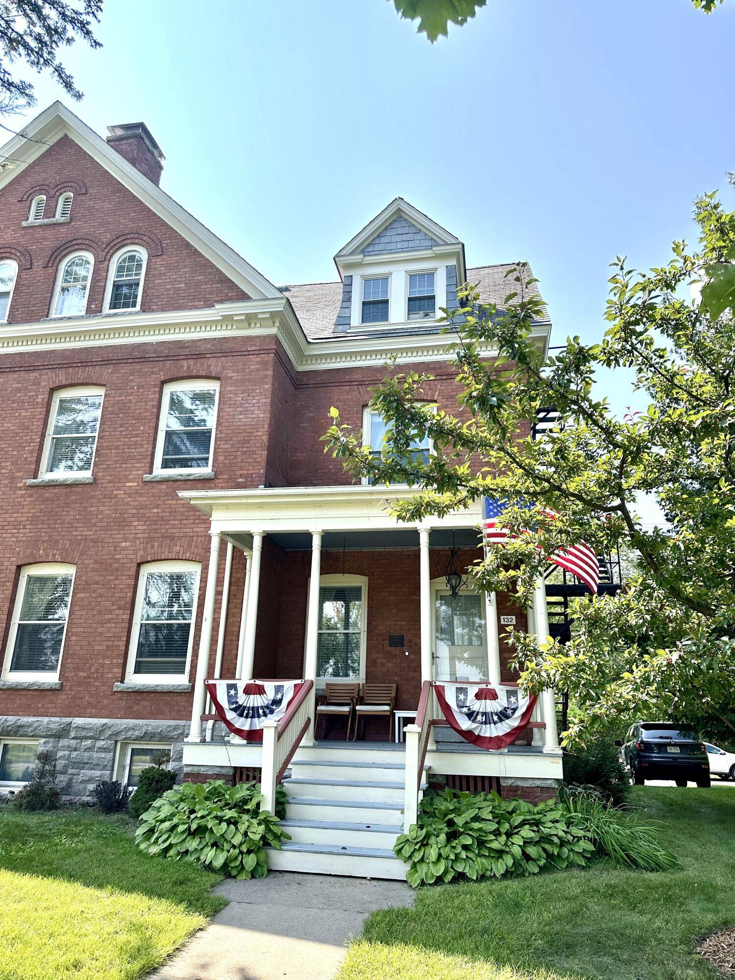 132 US OVAL, Plattsburgh, NY 12903