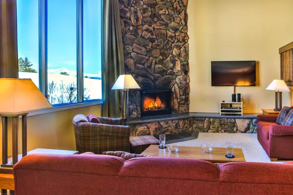 20 Morningside DR #building 3, unit 15, week 37, Lake Placid, NY 12946
