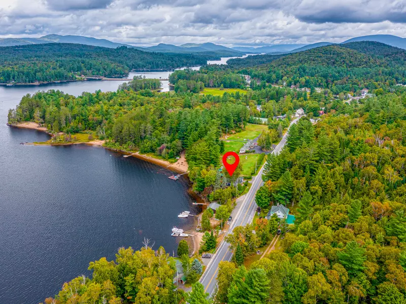 1035 Deerland RD, Long Lake, NY 12847