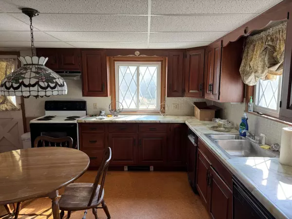 Au Sable Forks, NY 12912,6 College ST