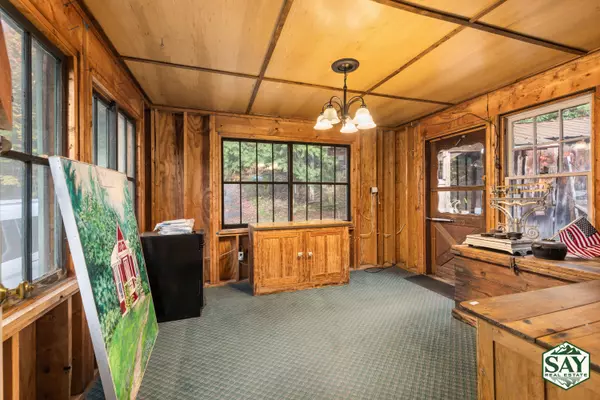 Saranac Lake, NY 12983,32 Brunswick RD