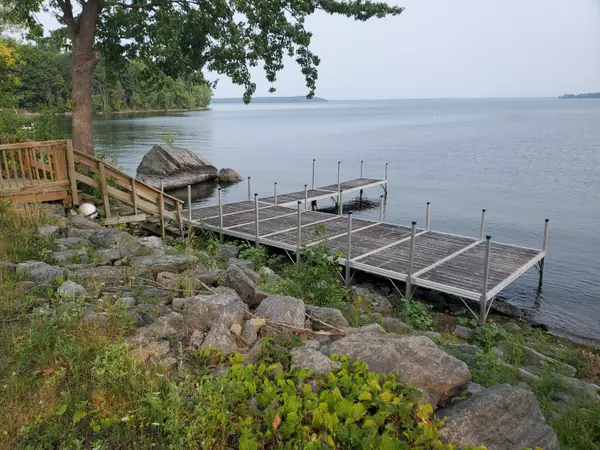 Chazy, NY 12921,957 Lake Shore RD