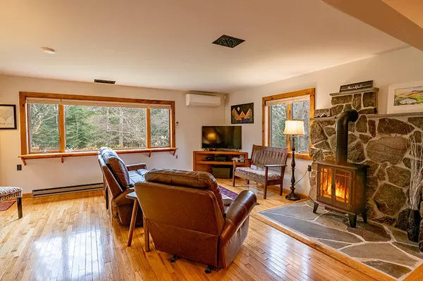 Lake Placid, NY 12946,4589 Cascade Road