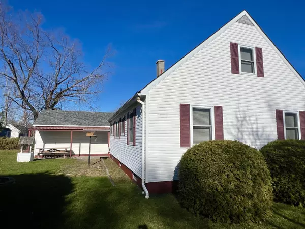 Altona, NY 12910,12 Bloomer Street