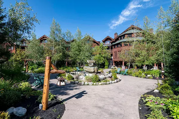 Lake Placid, NY 12946,7 Whiteface Inn Lane #209/211 Int 12