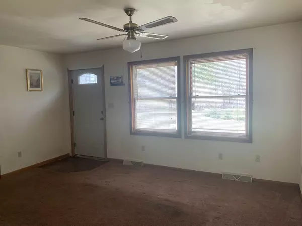 Chazy, NY 12921,8752 Route 9