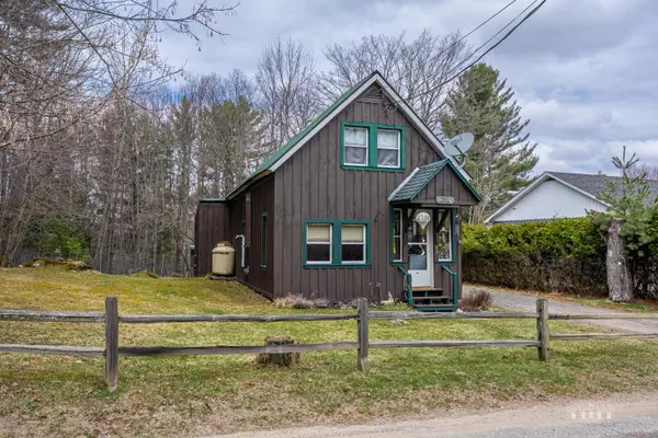 Saranac Lake, NY 12983,66 Edward Street ST