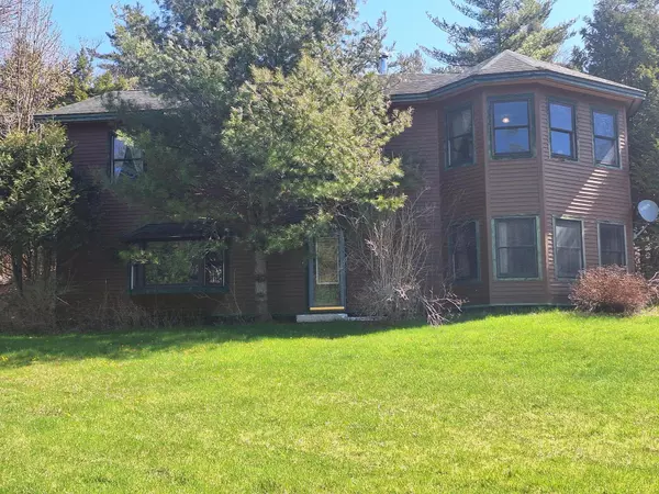 407 Augur Lake RD, Keeseville, NY 12944