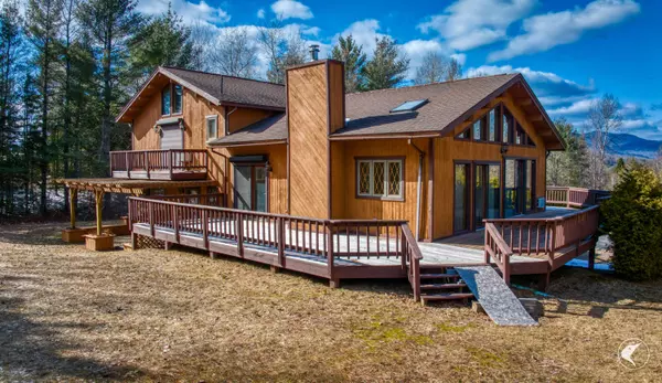 Lake Placid, NY 12946,42 Tamarack AVE