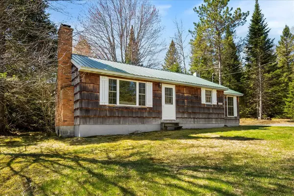 Indian Lake, NY 12842,137 Jerry Savarie Rd RD