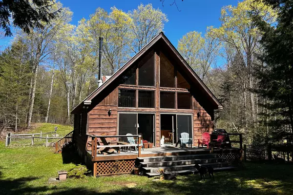 133 We-Yo TRL, Indian Lake, NY 12842