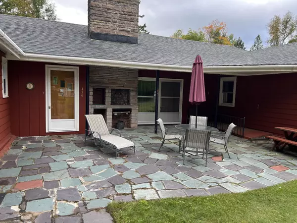 Saranac Lake, NY 12983,176 Glenwood DR