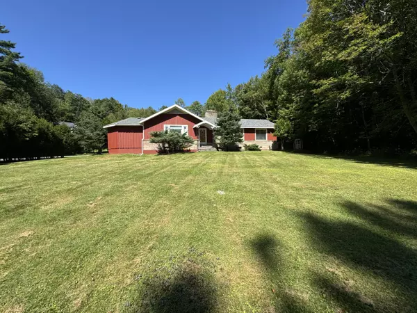 Saranac Lake, NY 12983,176 Glenwood DR